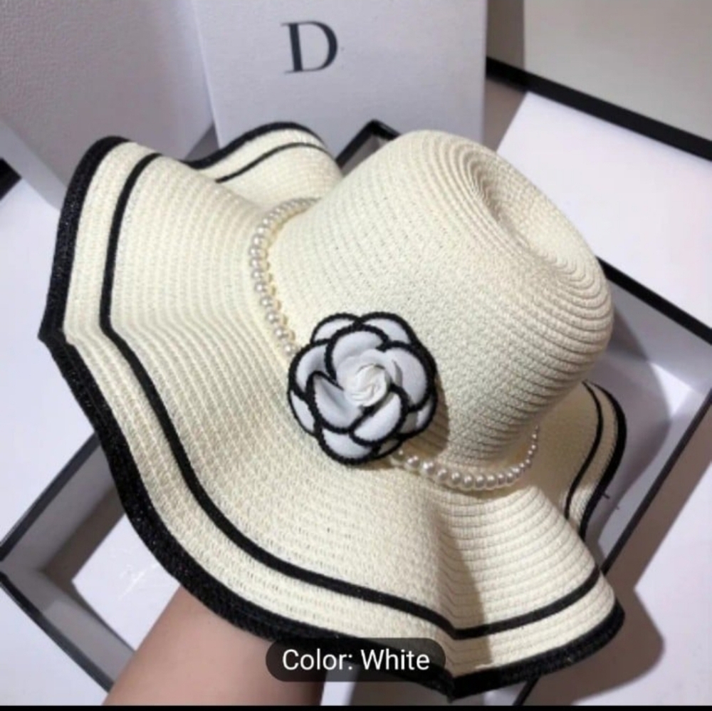 Straw Hat with Flower & Faux Pearl Decor, Elegant Beach Accessory, Stylish Look